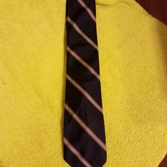 Allen Collins Tie - Picture 7 of 8
